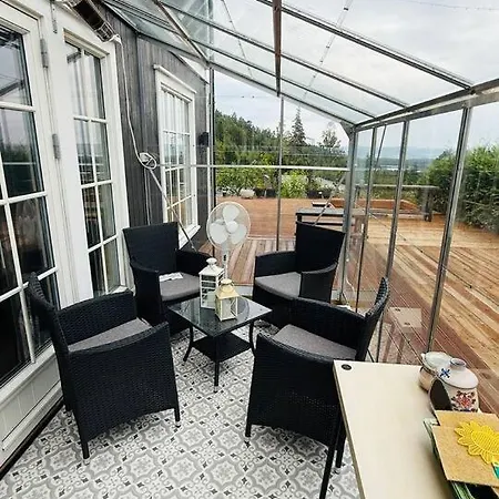 Familievennlig Og Hjemmekoselig Hus Med Utsikt! * Lillestrøm